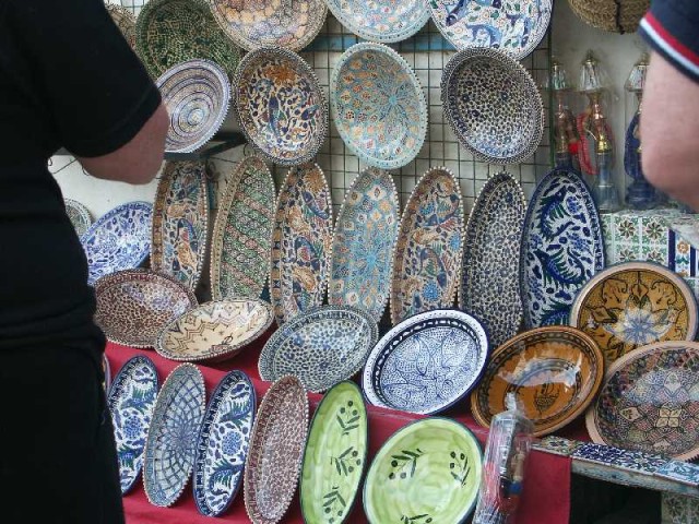 04- Sousse More colourful pottery